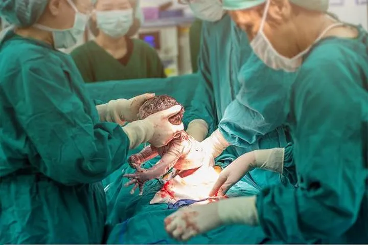 Prawa kobiet po cesarce w Polsce