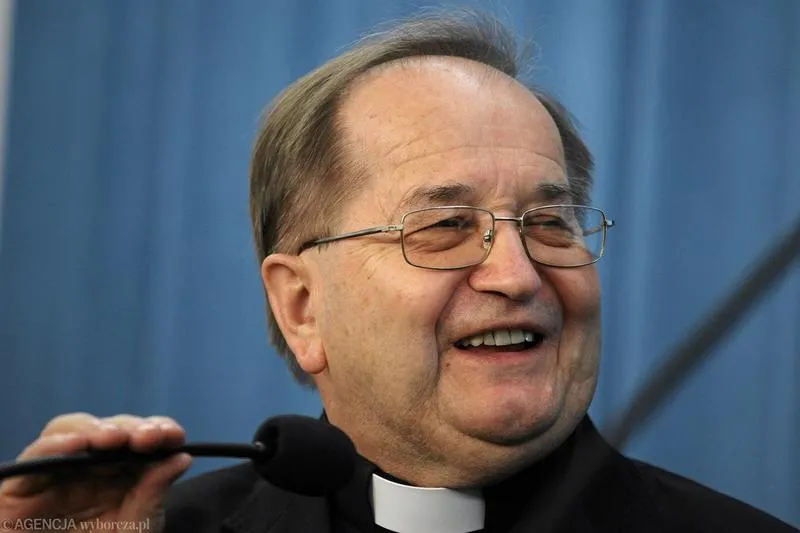 Rola mediów w ujawnianiu finansowania