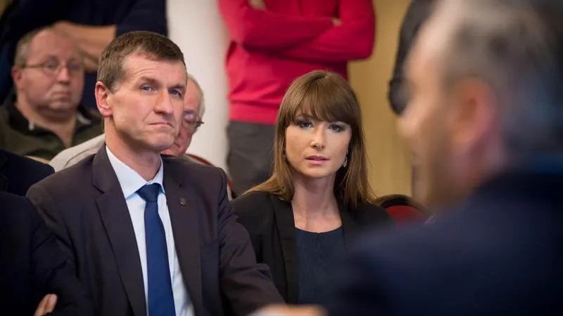 Tajemnice kręgów władzy